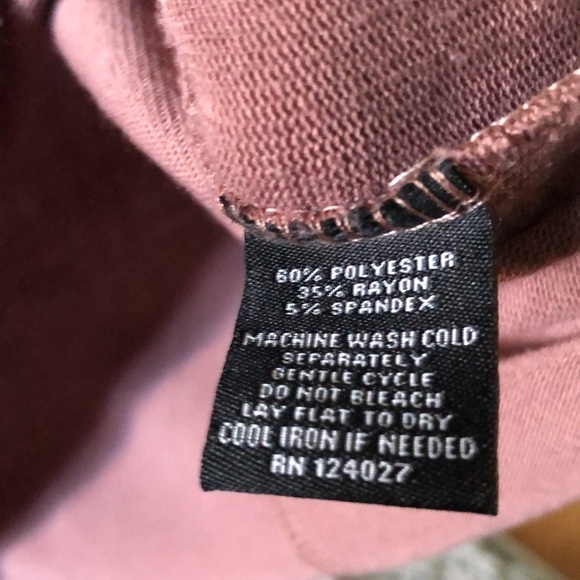 Signature Studio purple mock neck sweatshirt with reversed seems in size XL - Picture 5 of 5